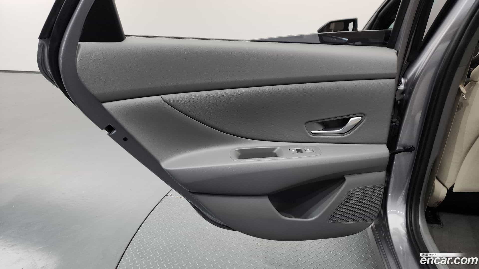 AVANTE Hyundai 2025.4-INNER-035