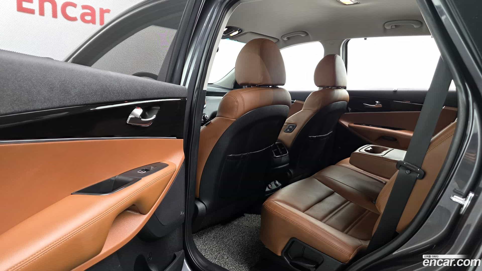 Sorento Kia 2018.10-OPTION-015