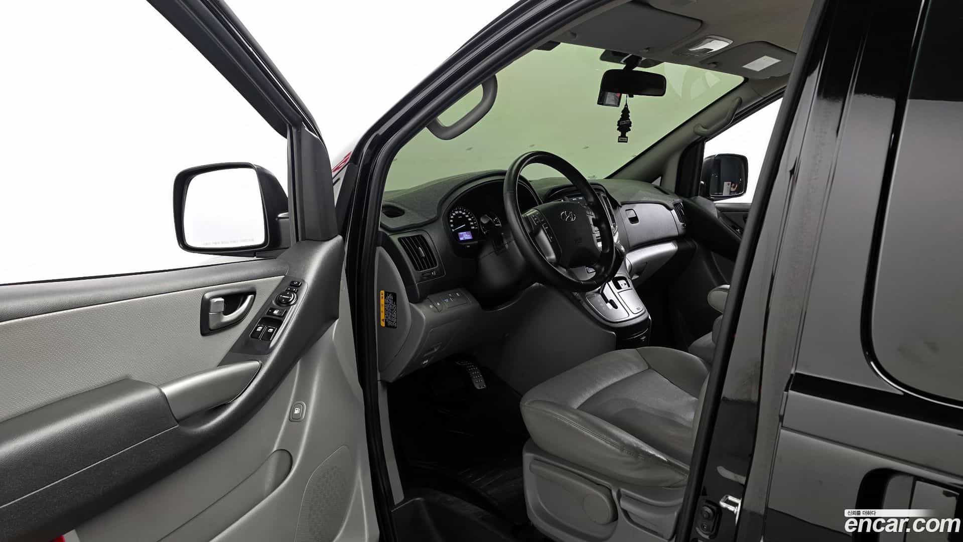 Starex Hyundai 2021.3-INNER-010
