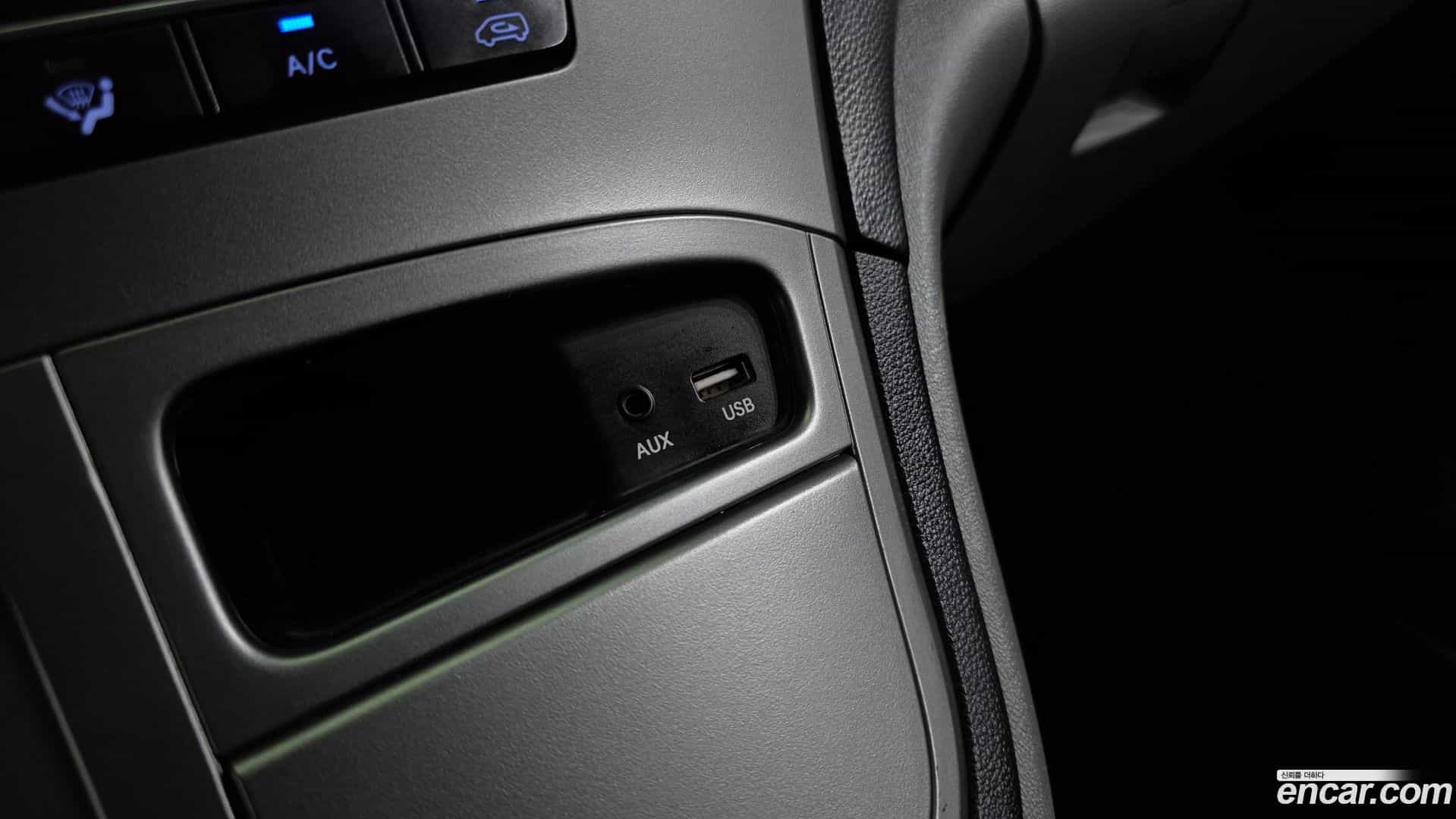 Starex Hyundai 2021.3-OPTION-020