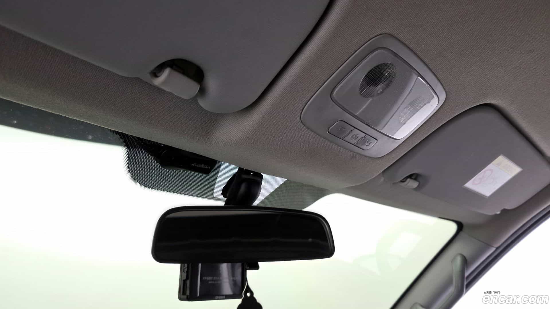 Starex Hyundai 2021.3-OPTION-040