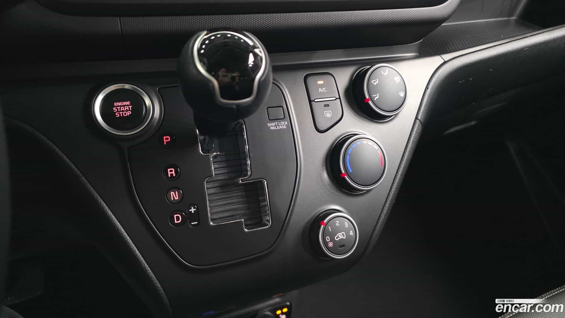 RAY Kia 2023.4-INNER-009