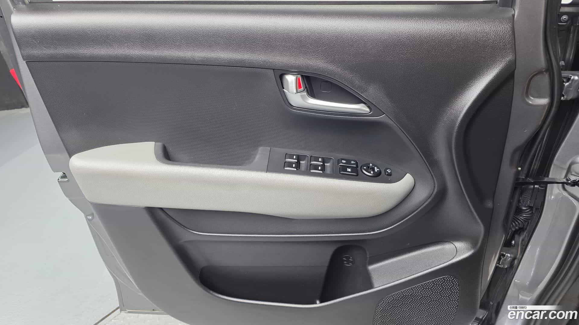 RAY Kia 2023.4-INNER-034