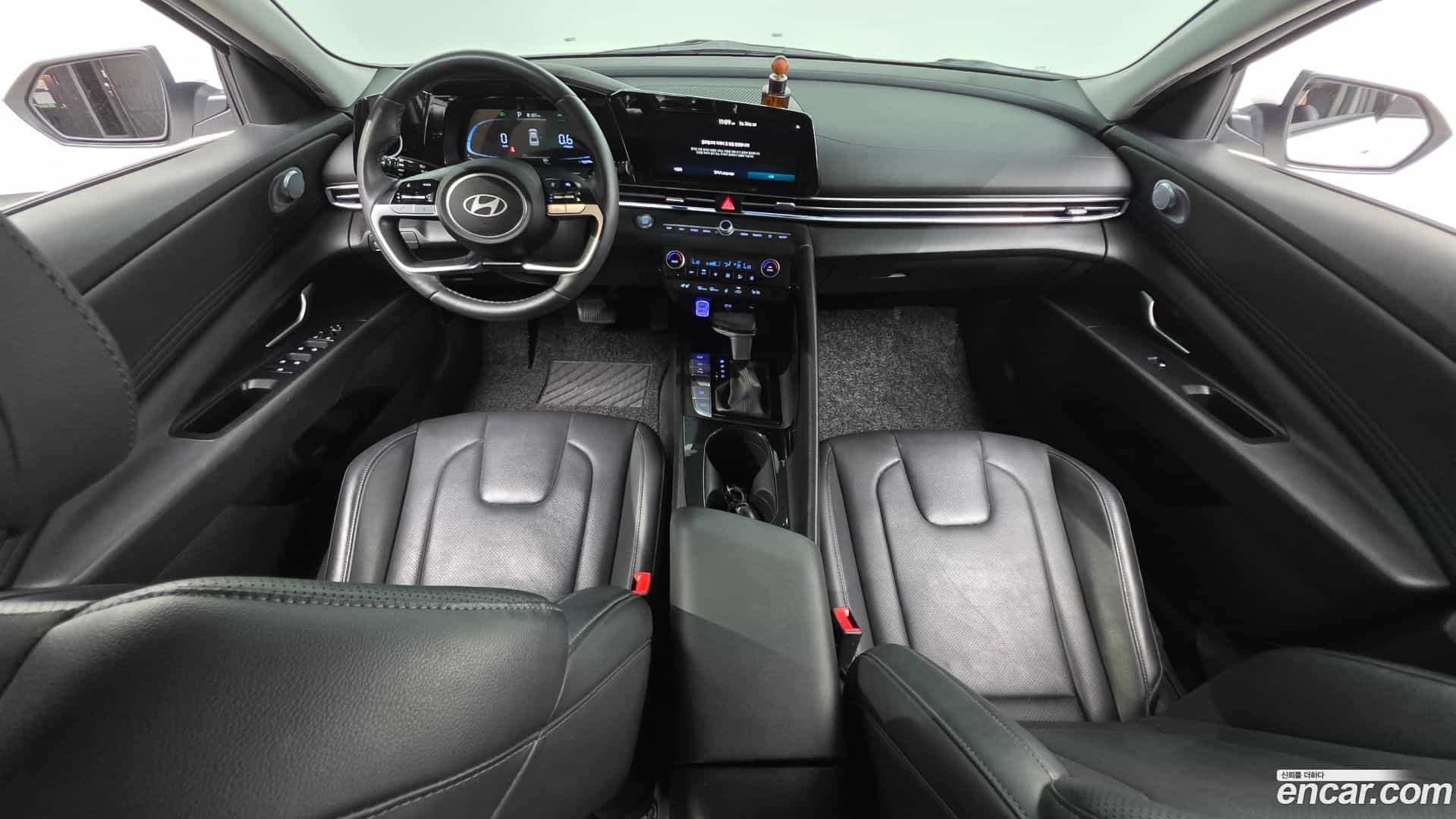 AVANTE Hyundai 2023.5-INNER-007