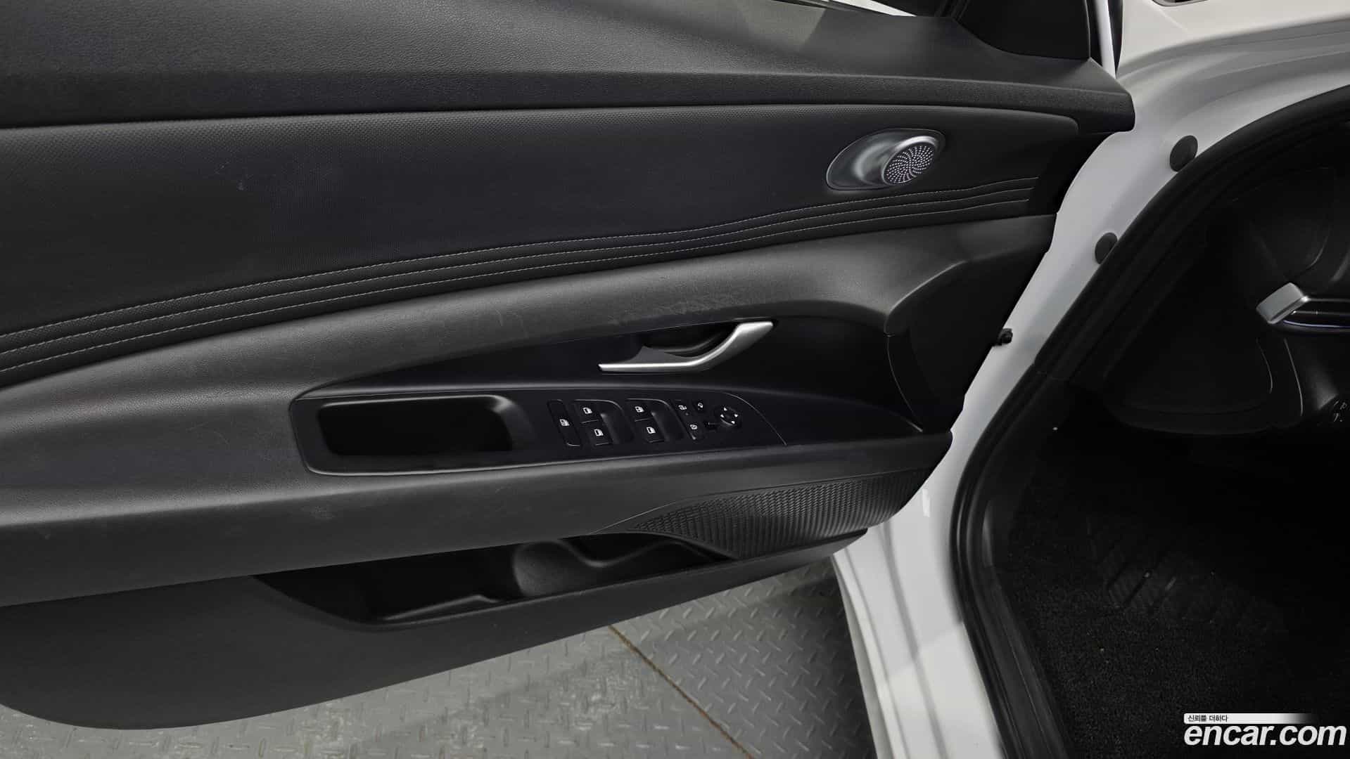 AVANTE Hyundai 2023.5-OPTION-020