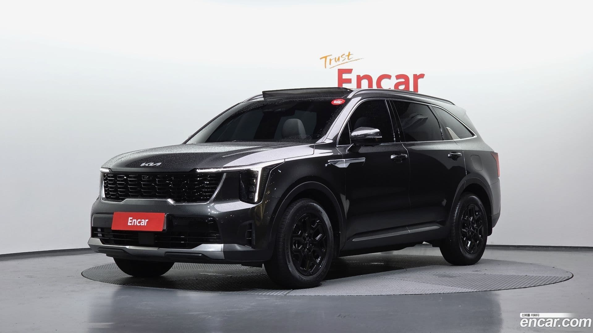 Main__Slider__Photo:Sorento Kia 2024.11-0