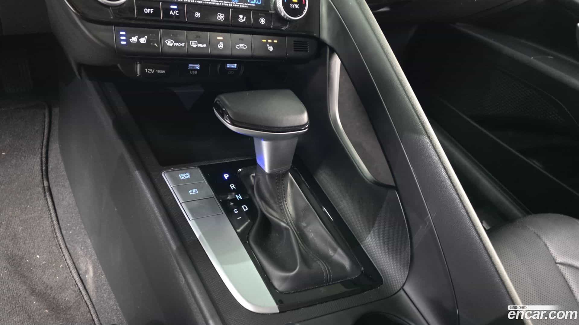 AVANTE Hyundai 2020.11-INNER-009