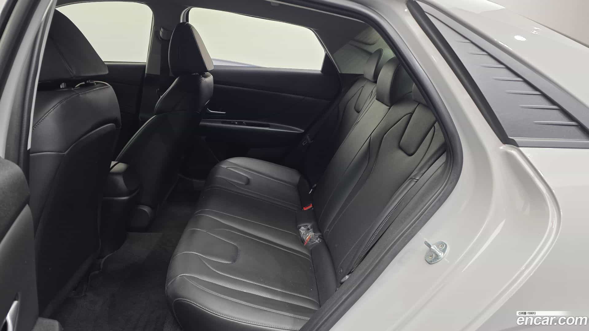 AVANTE Hyundai 2020.11-OPTION-016