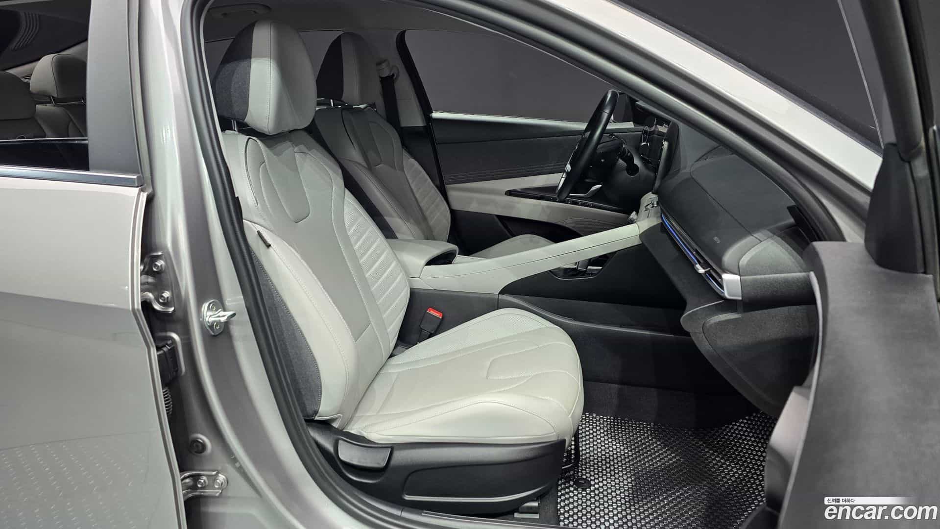 AVANTE Hyundai 2020.8-INNER-010
