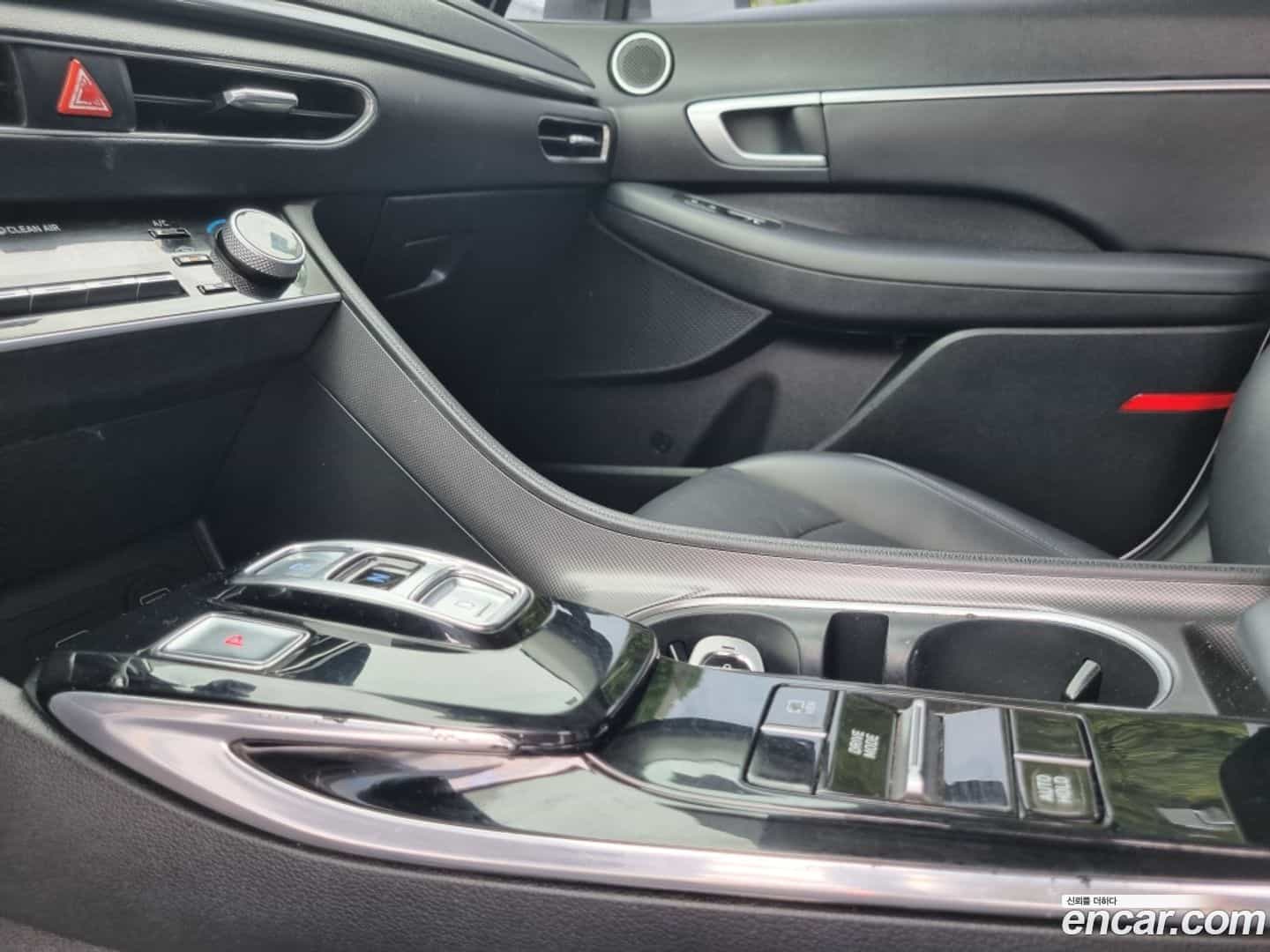 Sonata Hyundai 2019.4-OPTION-018