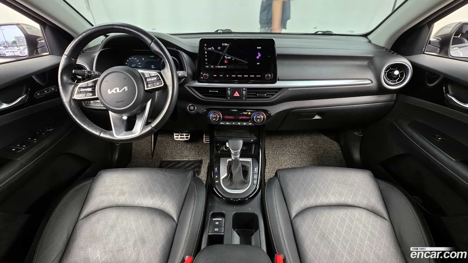 K3 Kia 2024.1-INNER-007
