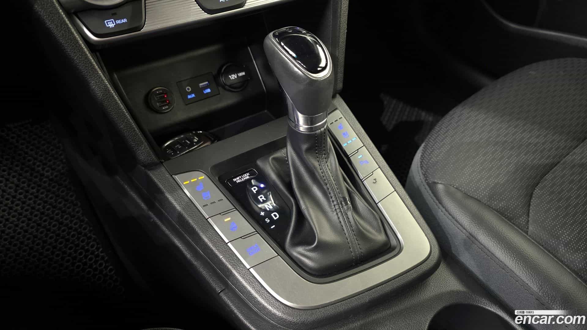 AVANTE Hyundai 2019.0-INNER-009