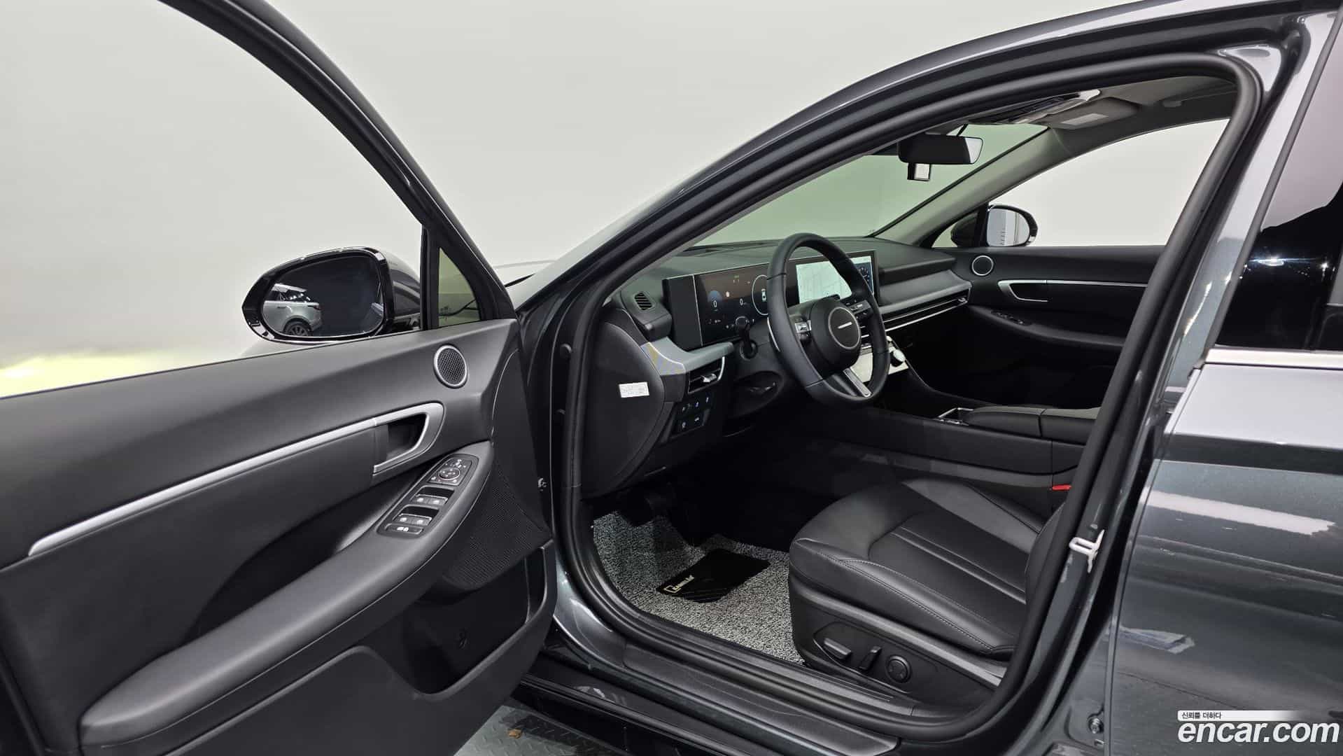 Sonata Hyundai 2025.11-INNER-010