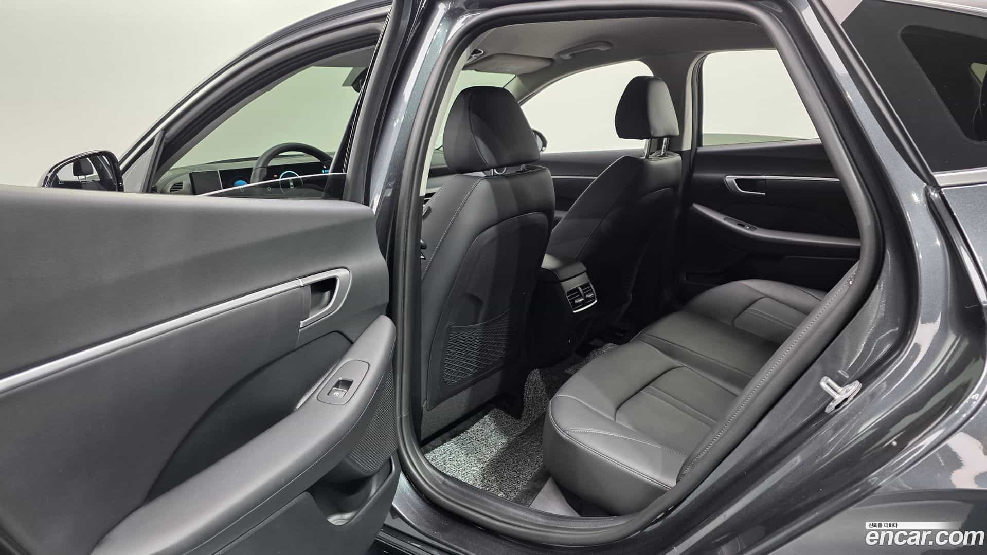 Sonata Hyundai 2025.11-OPTION-016