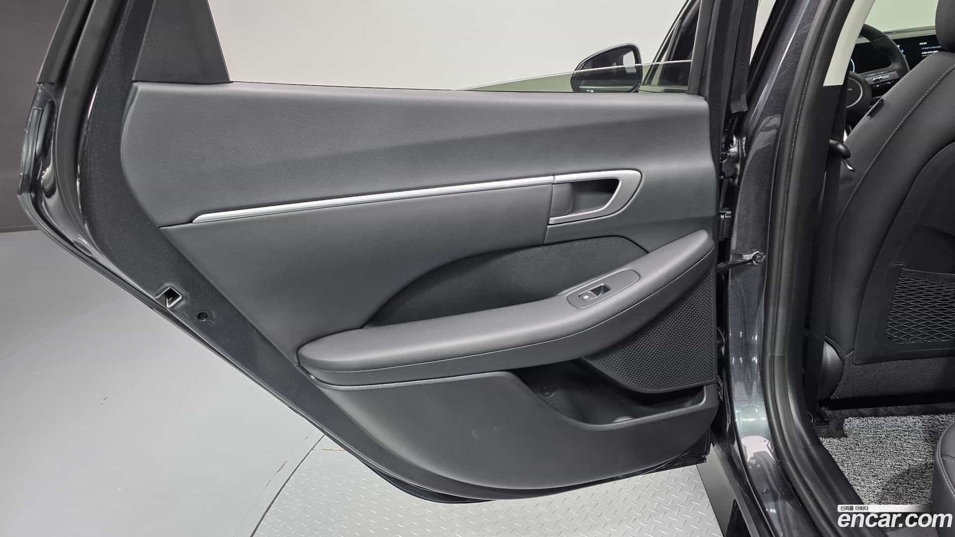 Sonata Hyundai 2025.11-INNER-035
