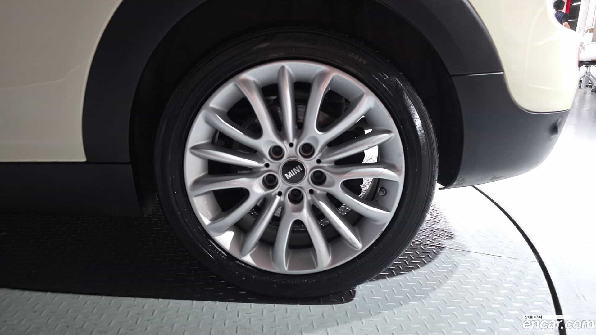 Clubman Mini 2019.7-OUTER-031