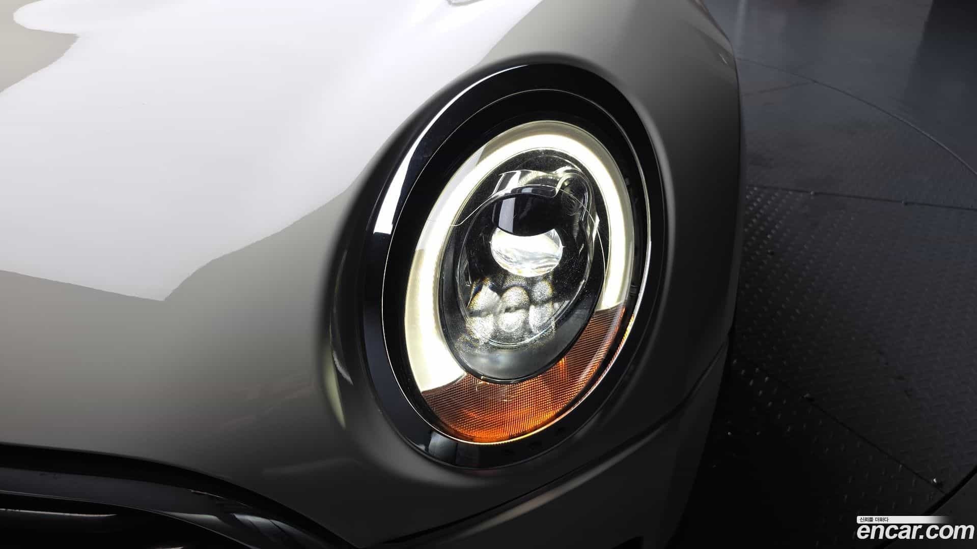 Clubman Mini 2019.7-OUTER-032