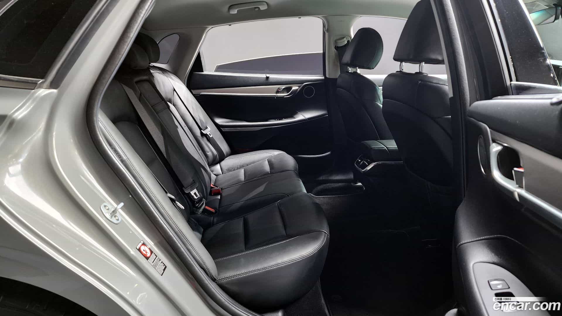 Grandeur Hyundai 2020.0-OPTION-015