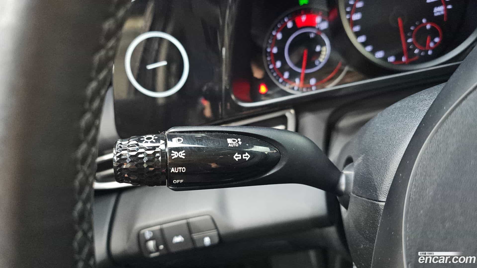 AVANTE Hyundai 2021.4-OPTION-040
