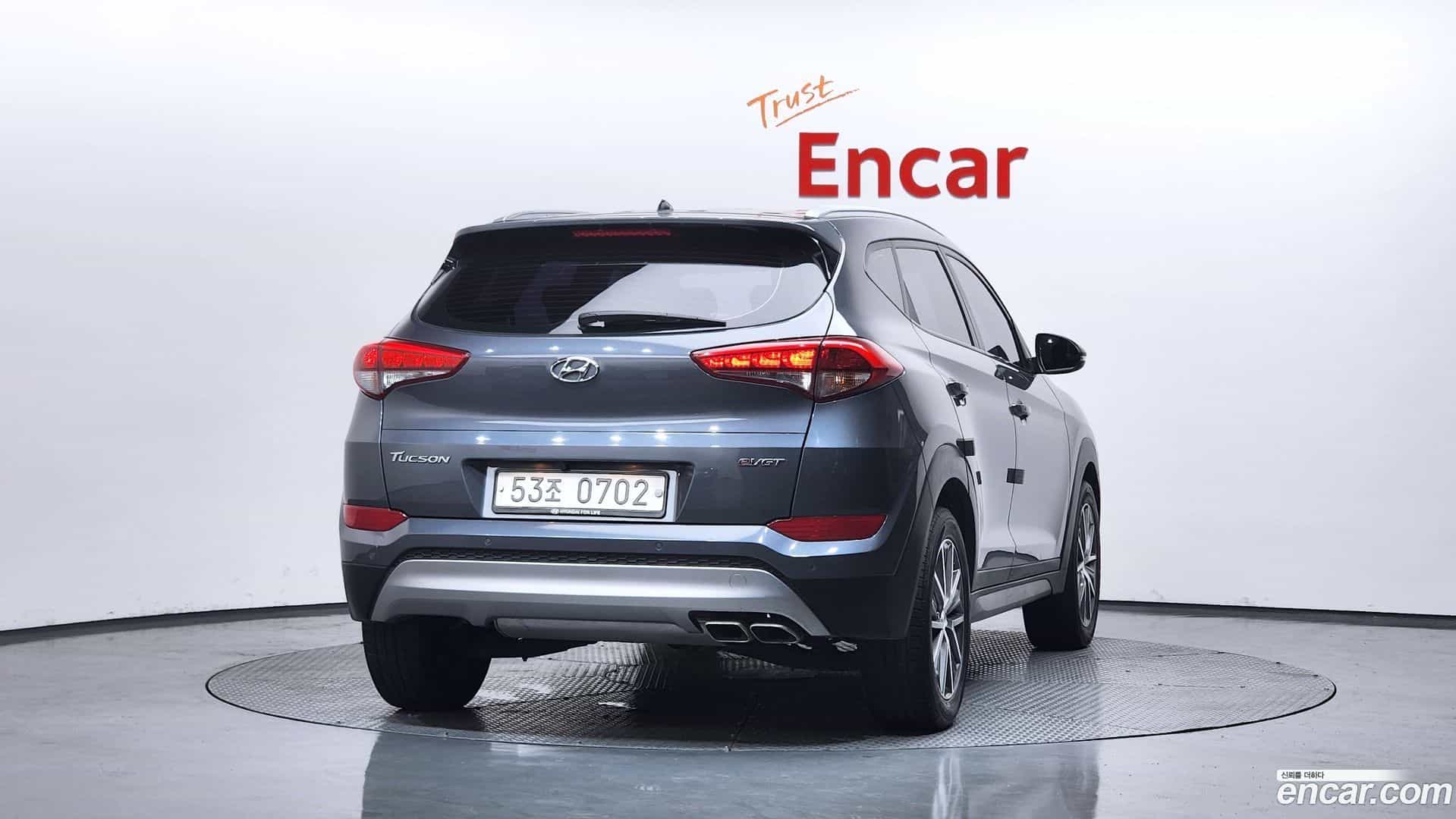 Tucson Hyundai 2016.2-OUTER-004