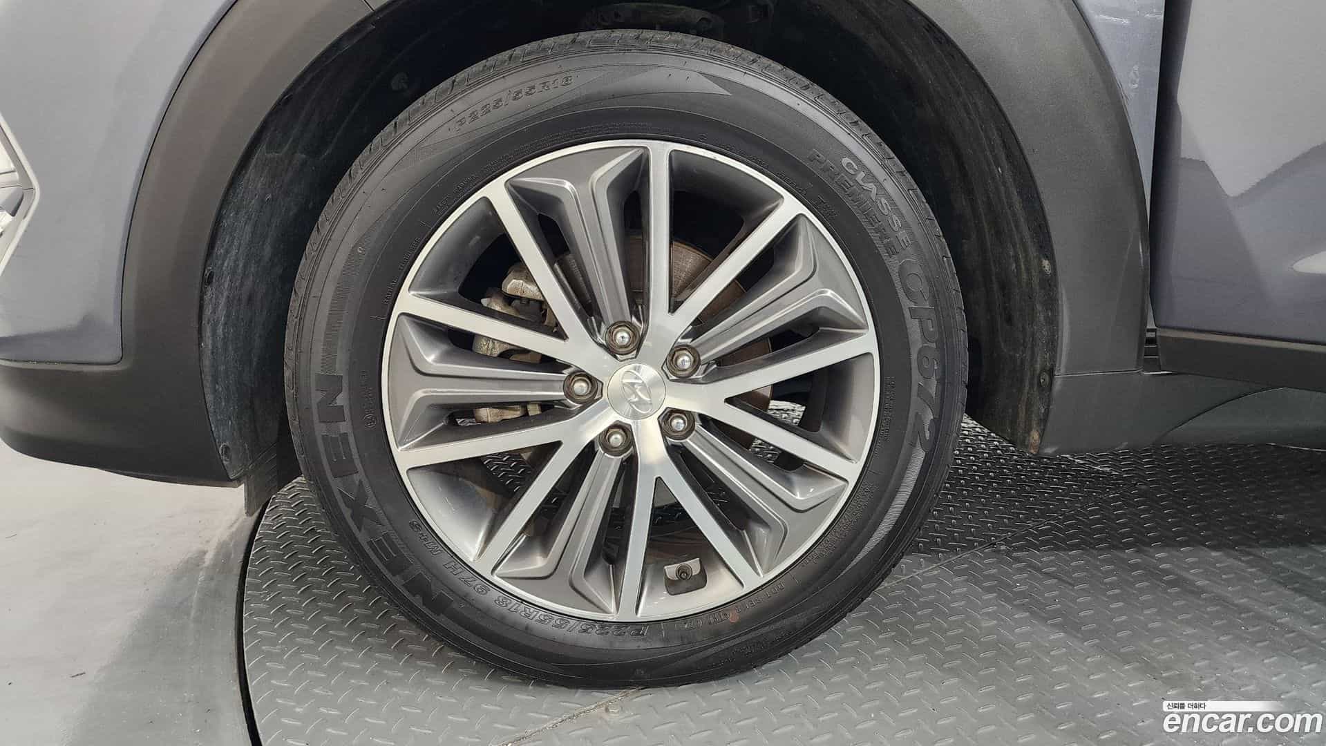 Tucson Hyundai 2016.2-OUTER-005