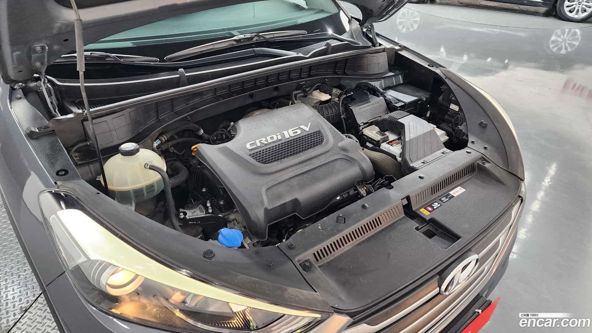 Tucson Hyundai 2016.2-OUTER-006