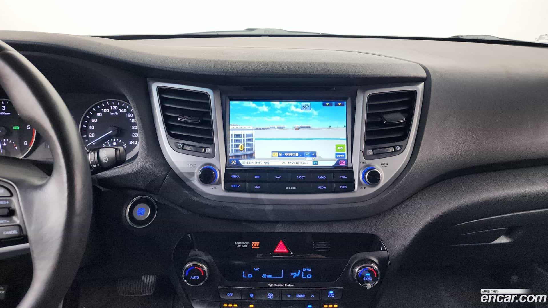 Tucson Hyundai 2016.2-OPTION-017