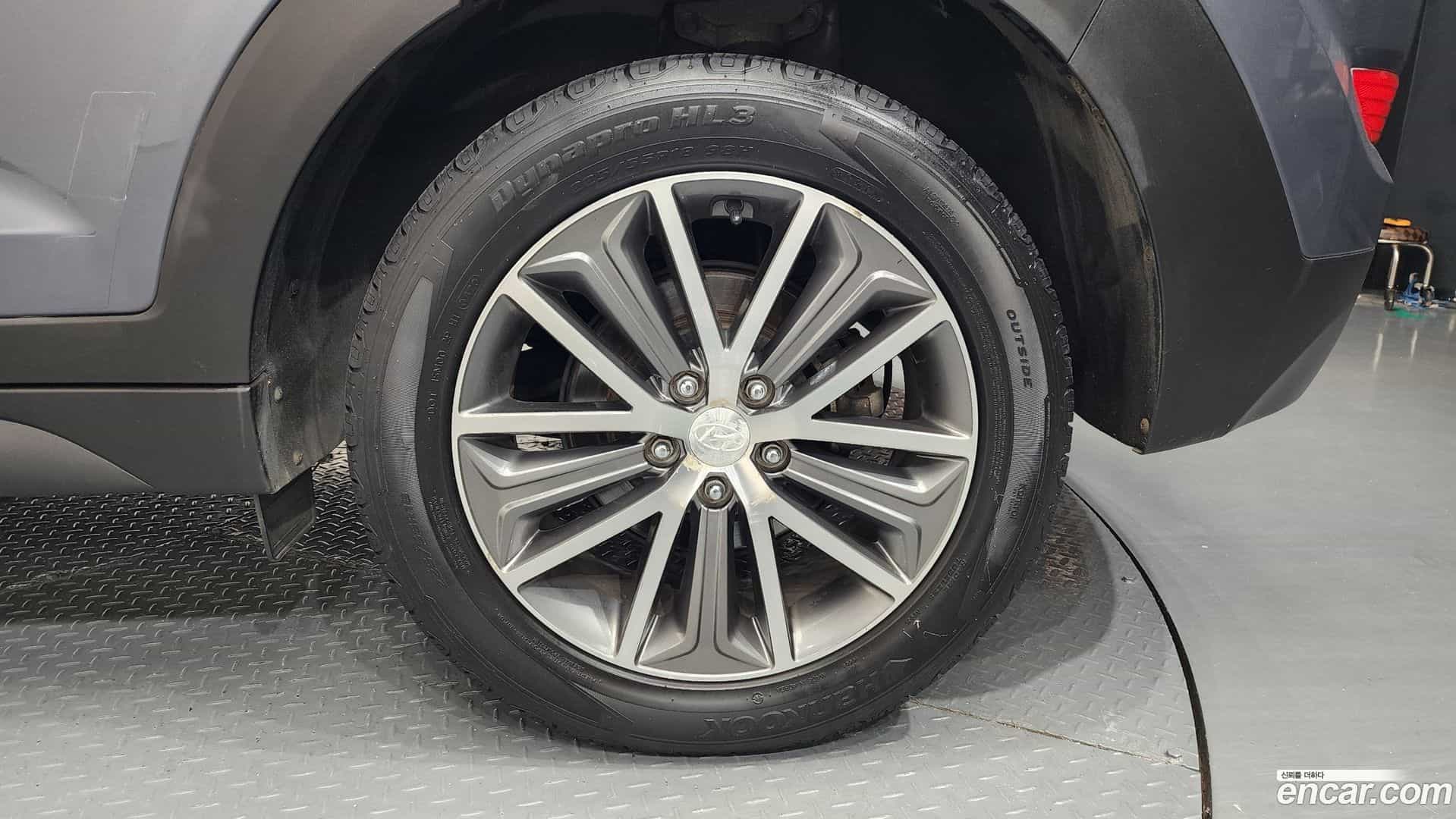 Tucson Hyundai 2016.2-OUTER-031