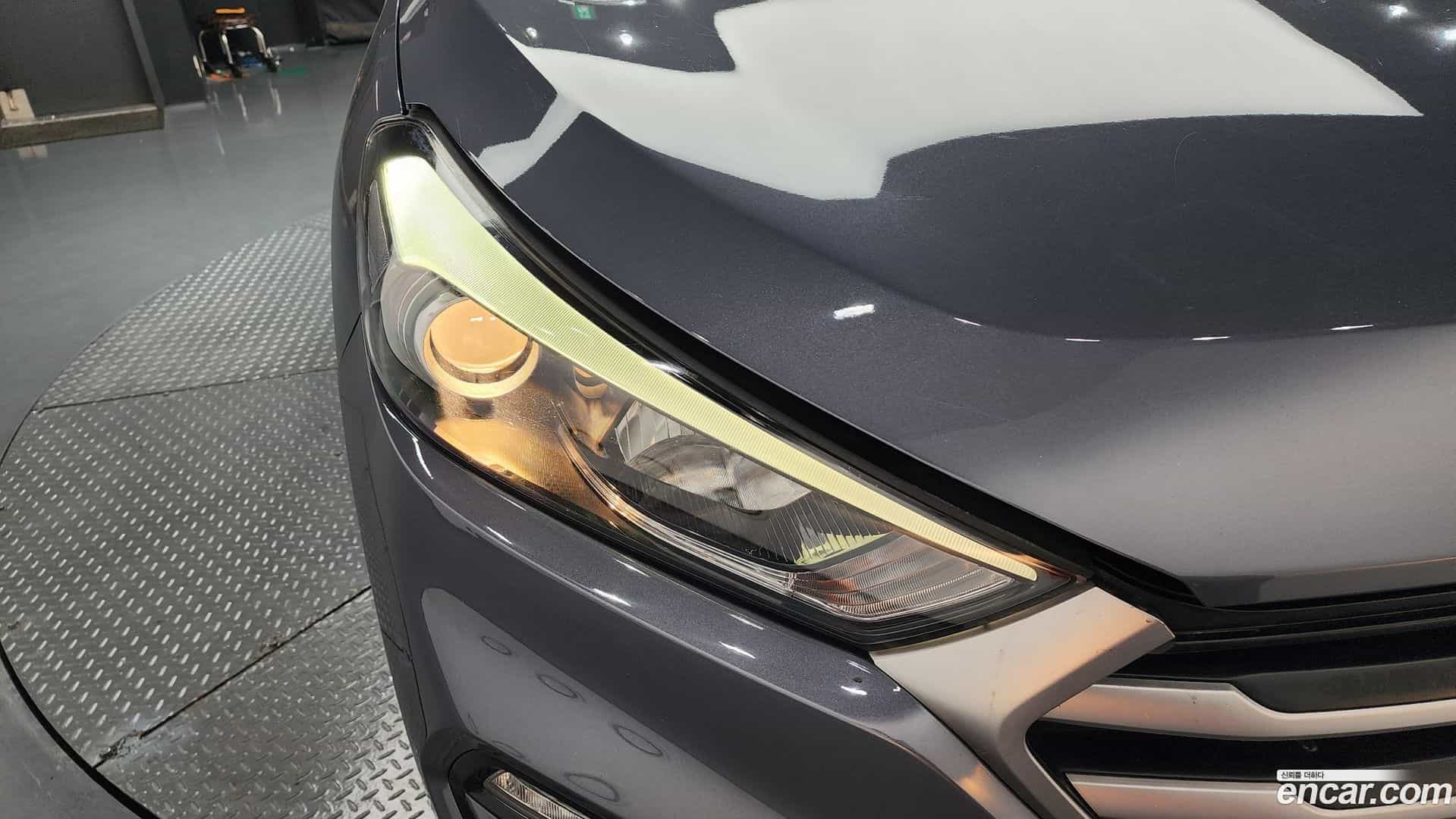 Tucson Hyundai 2016.2-OUTER-032