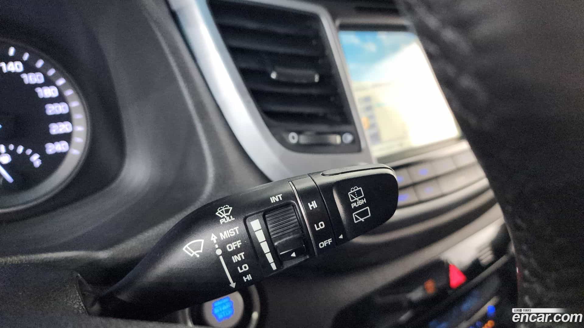 Tucson Hyundai 2016.2-OPTION-041