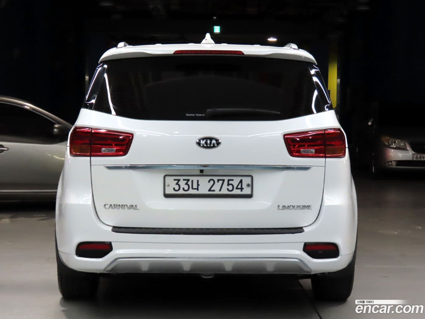 Main__Slider__Photo:Canival Kia 2019.0-2