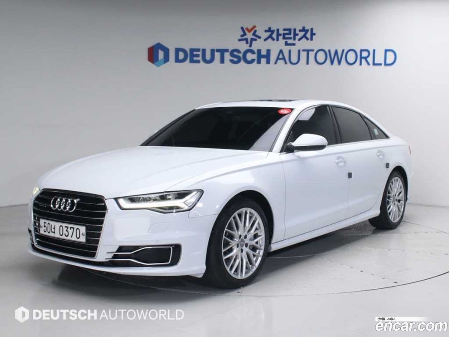 Main__Slider__Photo:A6 Audi 2015.10-0