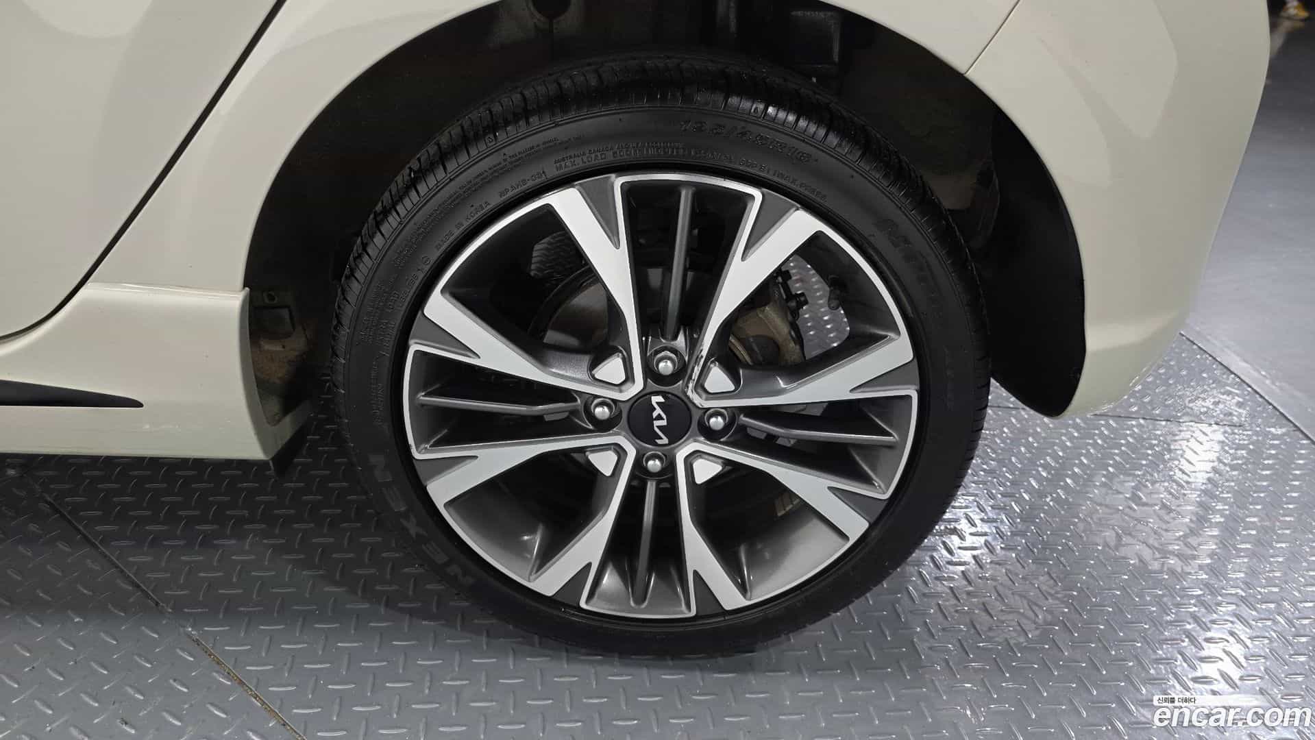 morning Kia 2023.0-OUTER-031