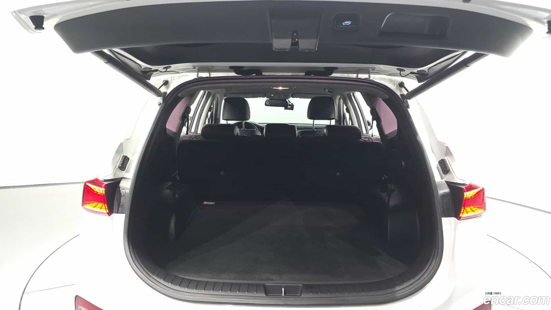 Santafe Hyundai 2018.2-OPTION-024