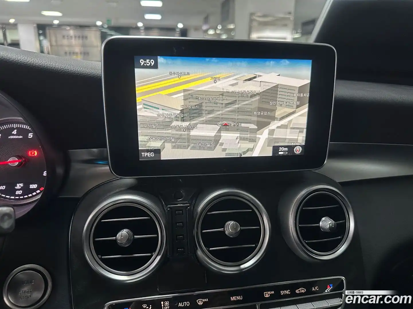 GLC-Class Mercedes-Benz 2019.8-OPTION-020