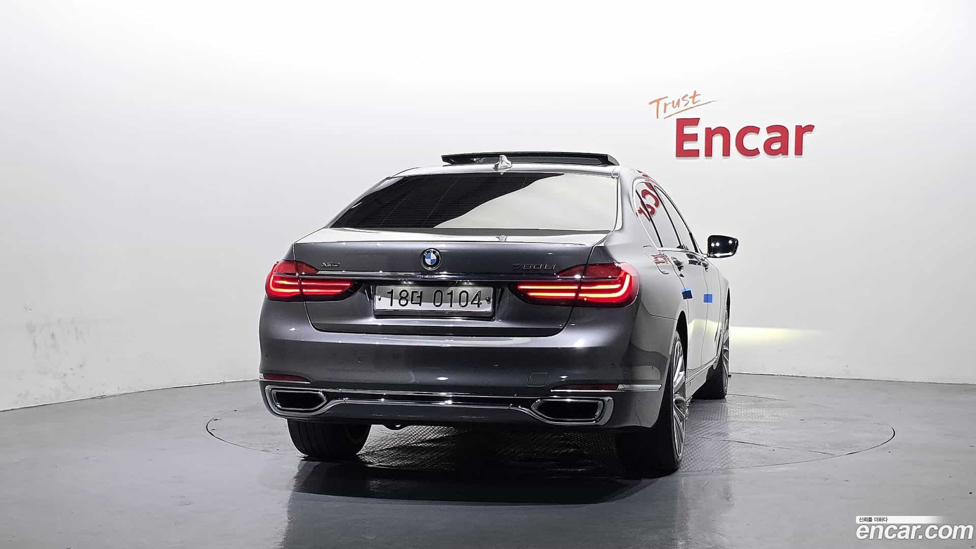 7-Series BMW 2016.6-OUTER-004