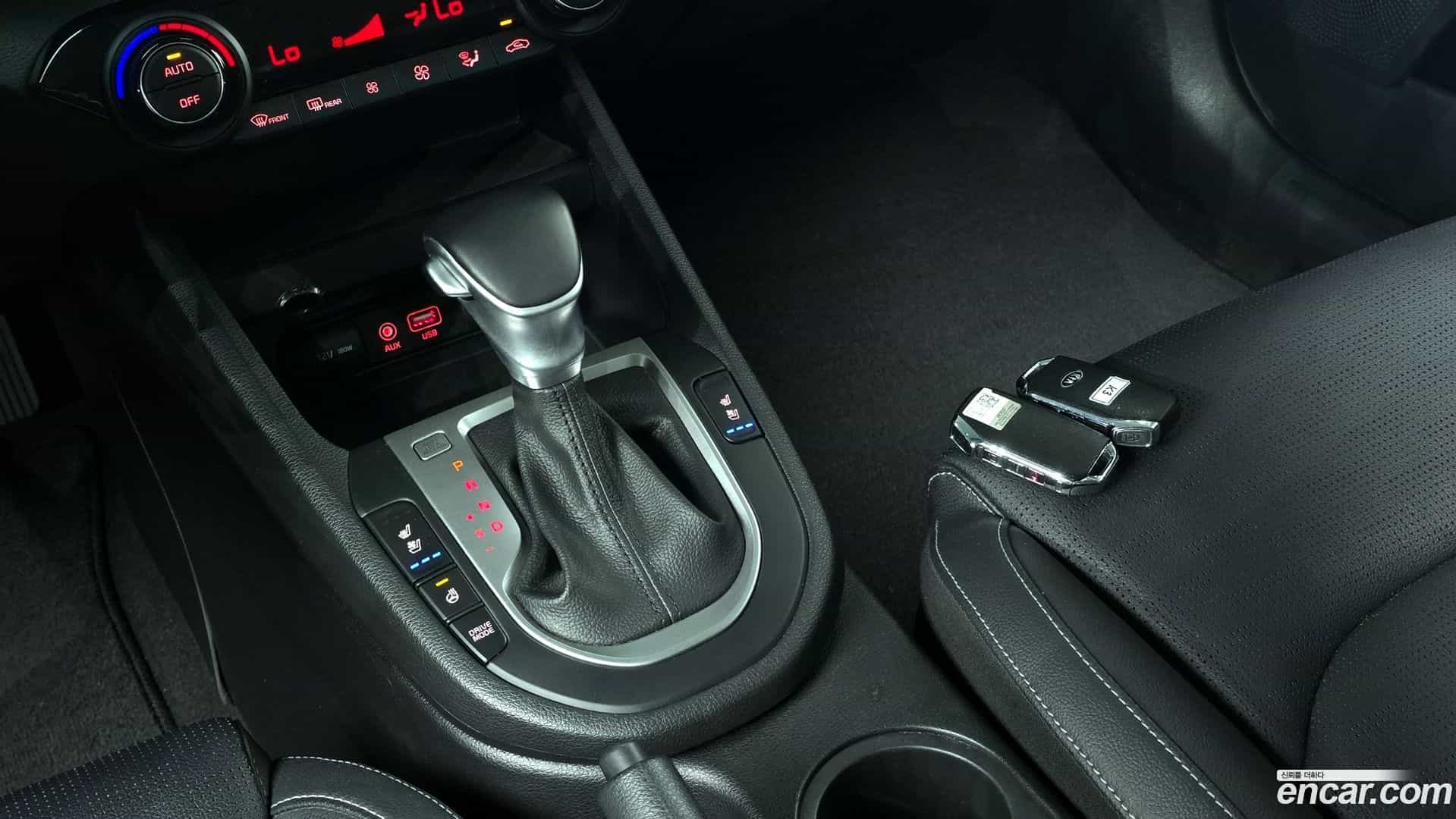 K3 Kia 2021.1-INNER-009