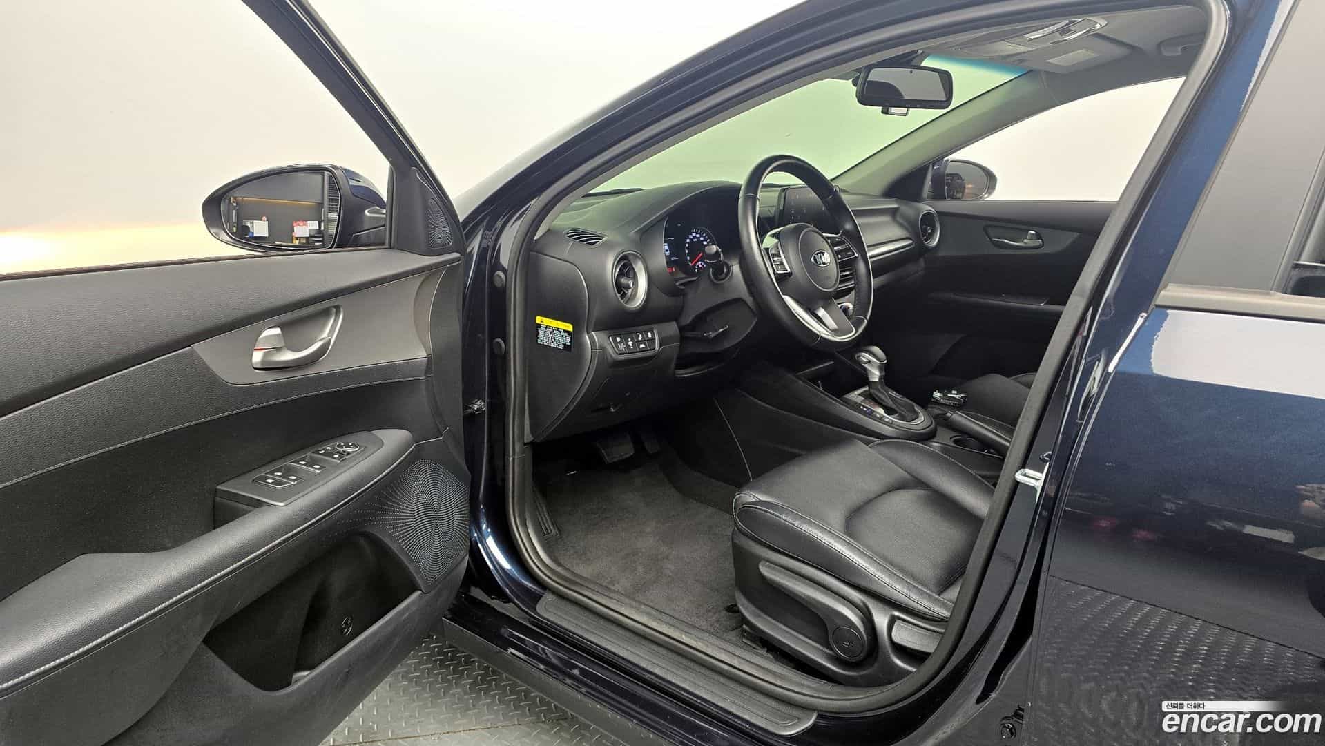 K3 Kia 2021.1-INNER-010