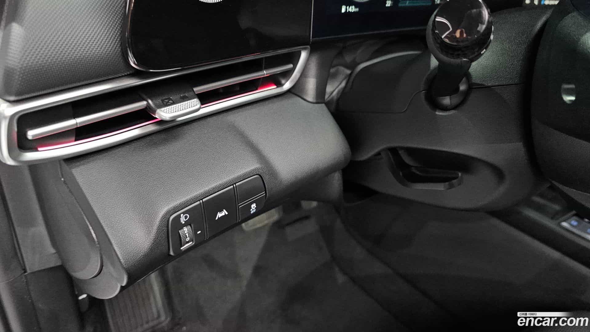 AVANTE Hyundai 2022.8-OPTION-023