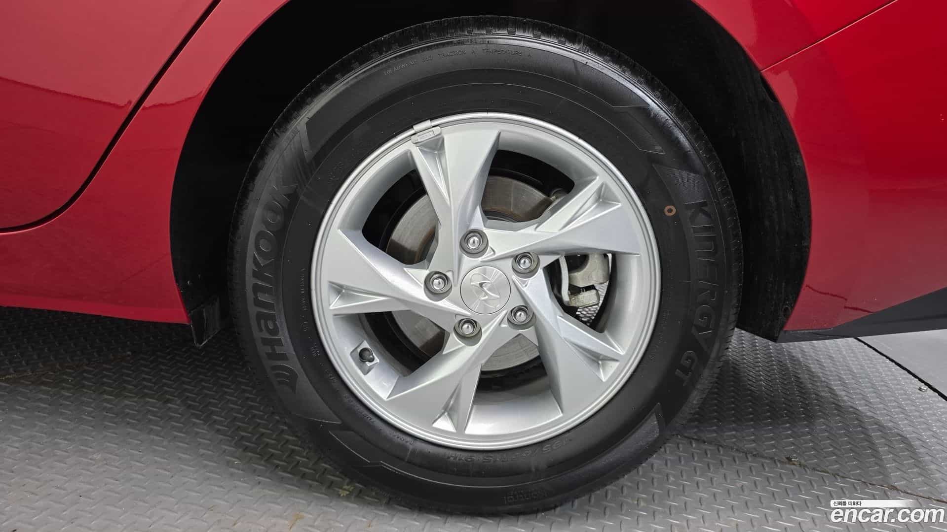 AVANTE Hyundai 2022.1-OUTER-031