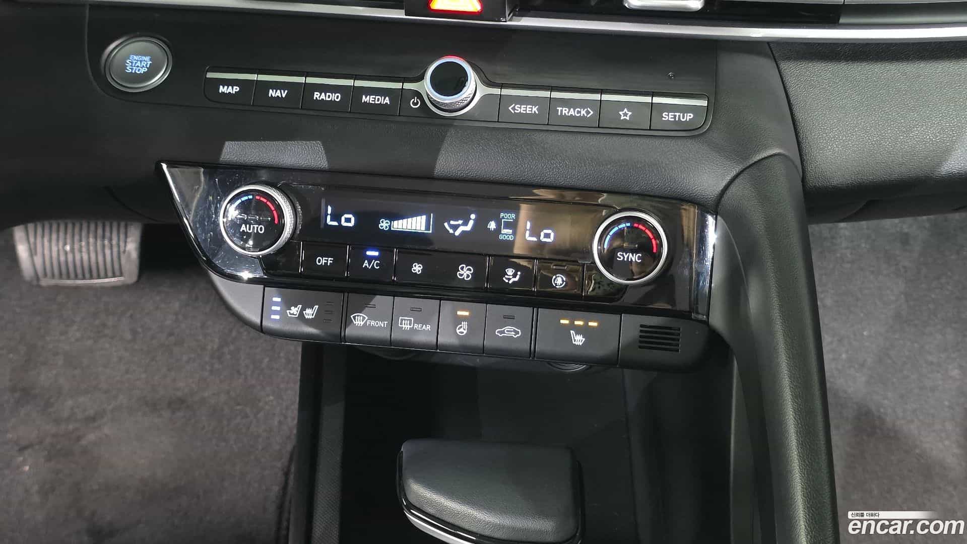 AVANTE Hyundai 2022.1-OPTION-040