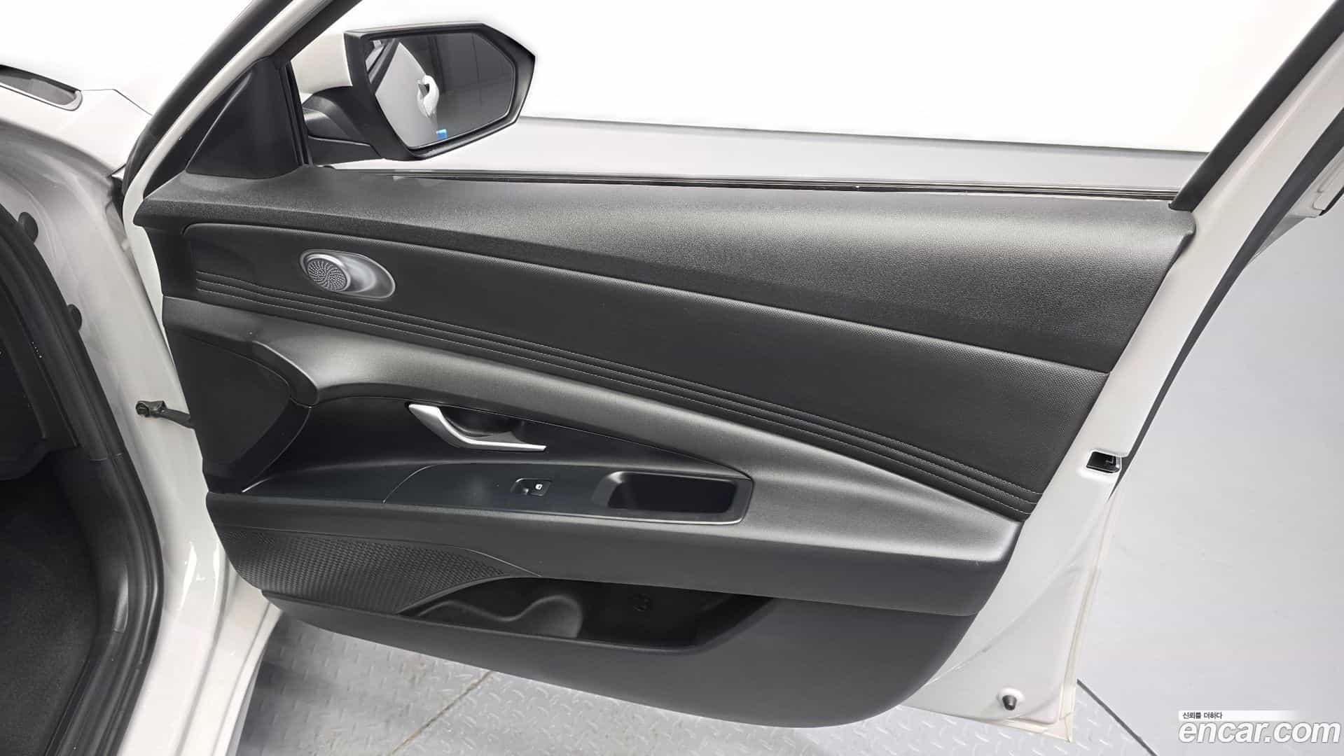 AVANTE Hyundai 2020.8-INNER-034