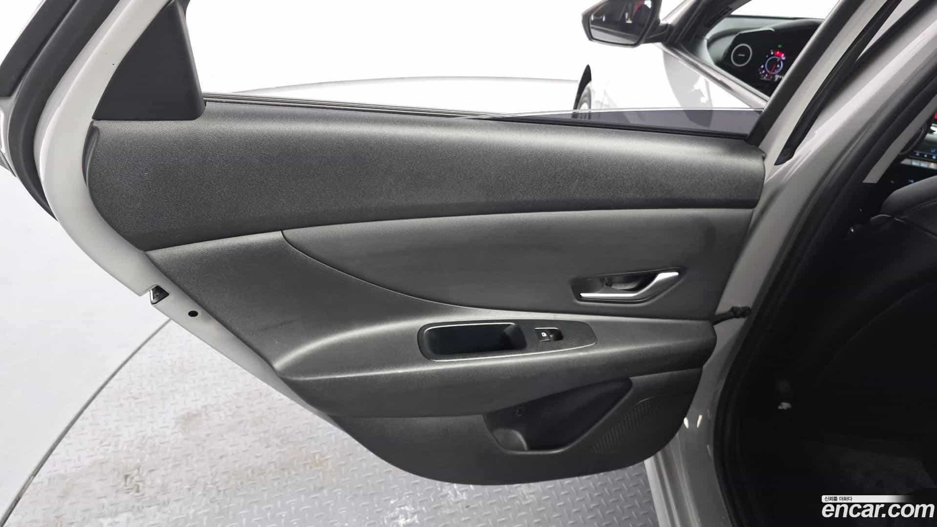 AVANTE Hyundai 2020.8-INNER-035