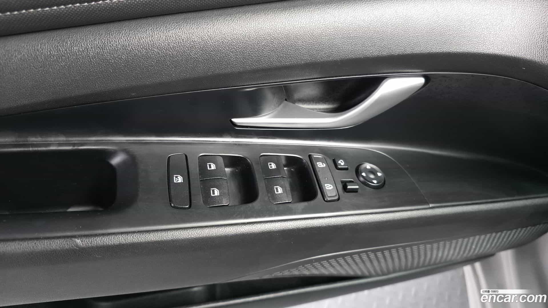 AVANTE Hyundai 2020.8-OPTION-040