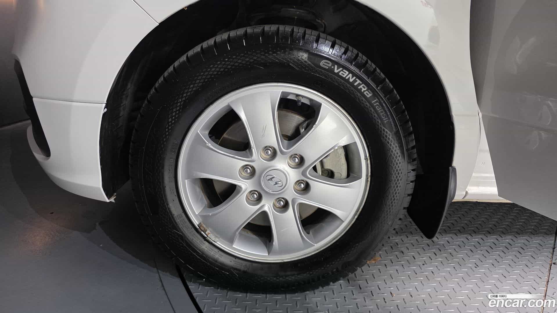 Starex Hyundai 2020.5-OUTER-005