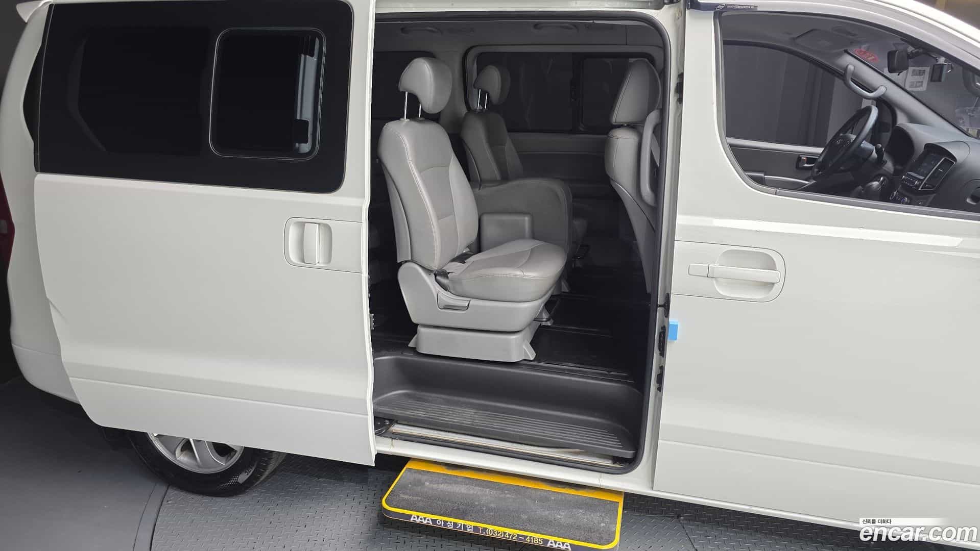 Starex Hyundai 2020.5-OPTION-015