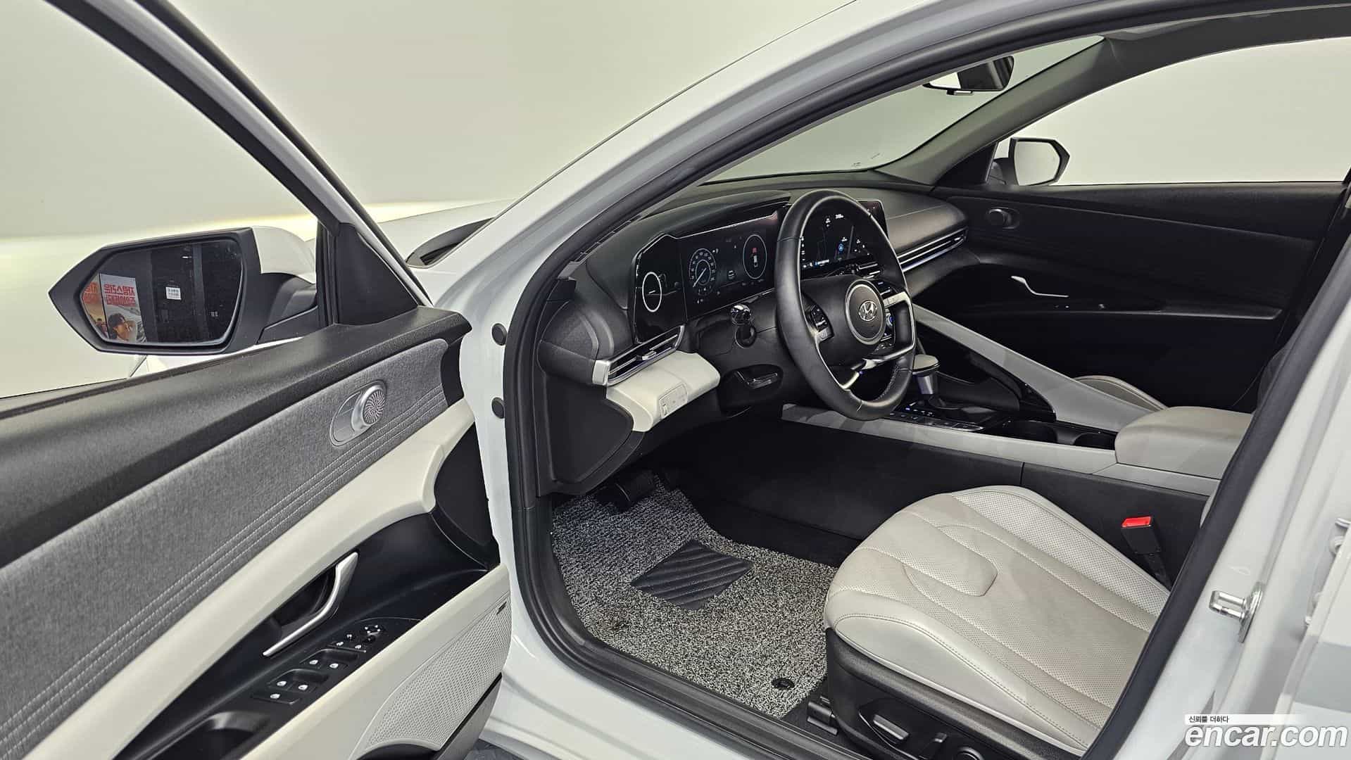 AVANTE Hyundai 2020.3-INNER-010