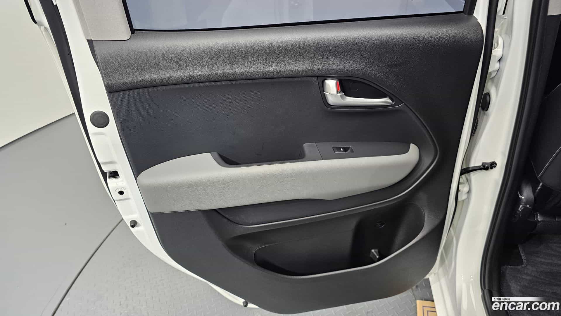 RAY Kia 2025.11-INNER-035