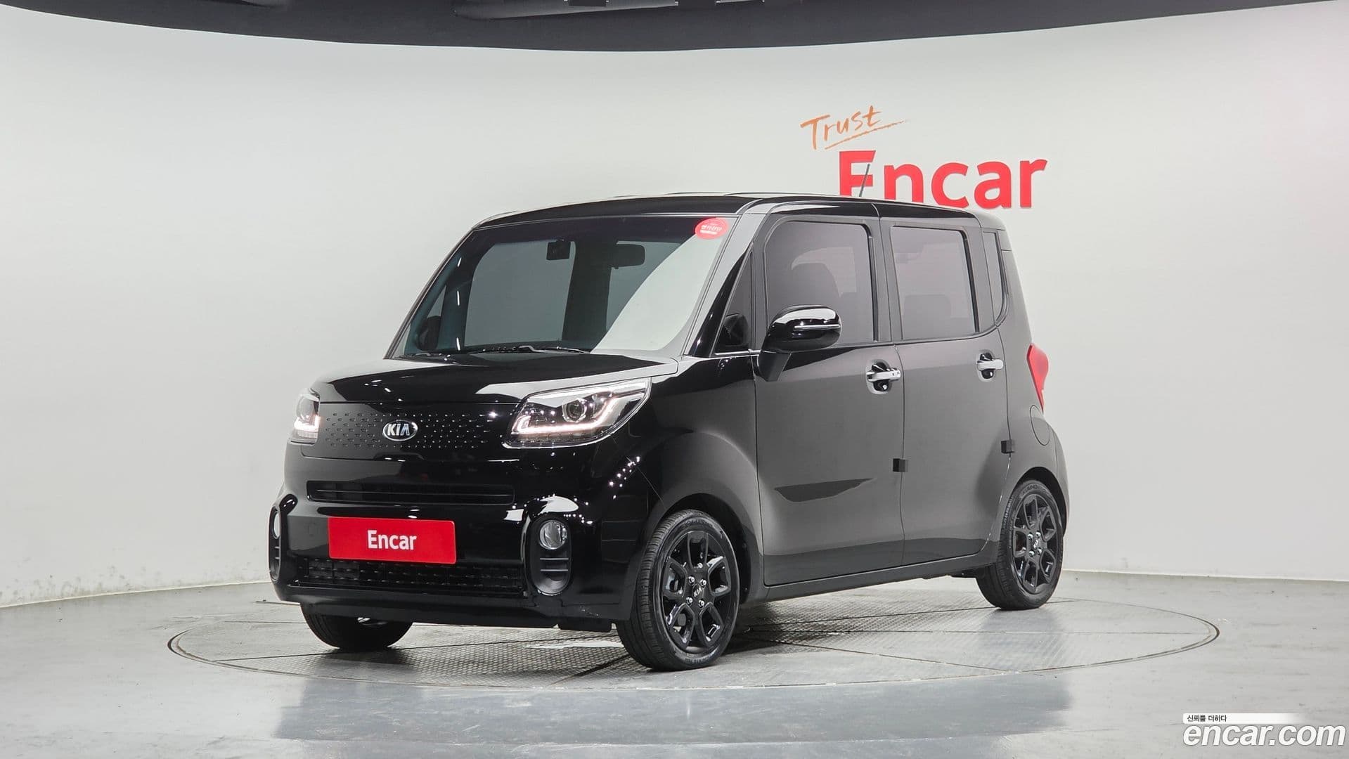 Main__Slider__Photo:RAY Kia 2019.6-0