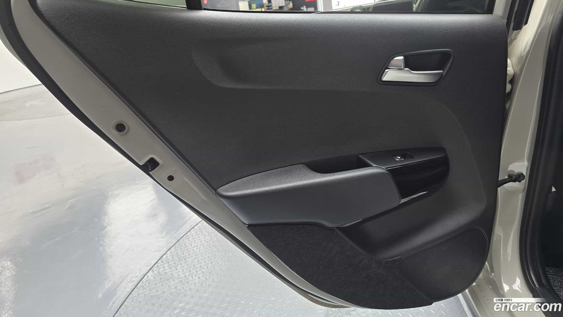 morning Kia 2022.10-INNER-035